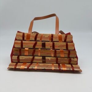 Handmade Wooden Woven Handbag – Unique Design 🎋👜